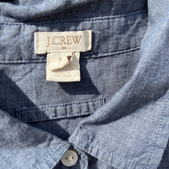 Women's J Crew Blouse Shirt Top Chambray Blue Denim S Button Casual Business - Picture 3 of 11